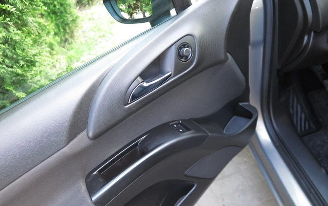 Opel Meriva cena 29900 przebieg: 160000, rok produkcji 2015 z Goleniów małe 562